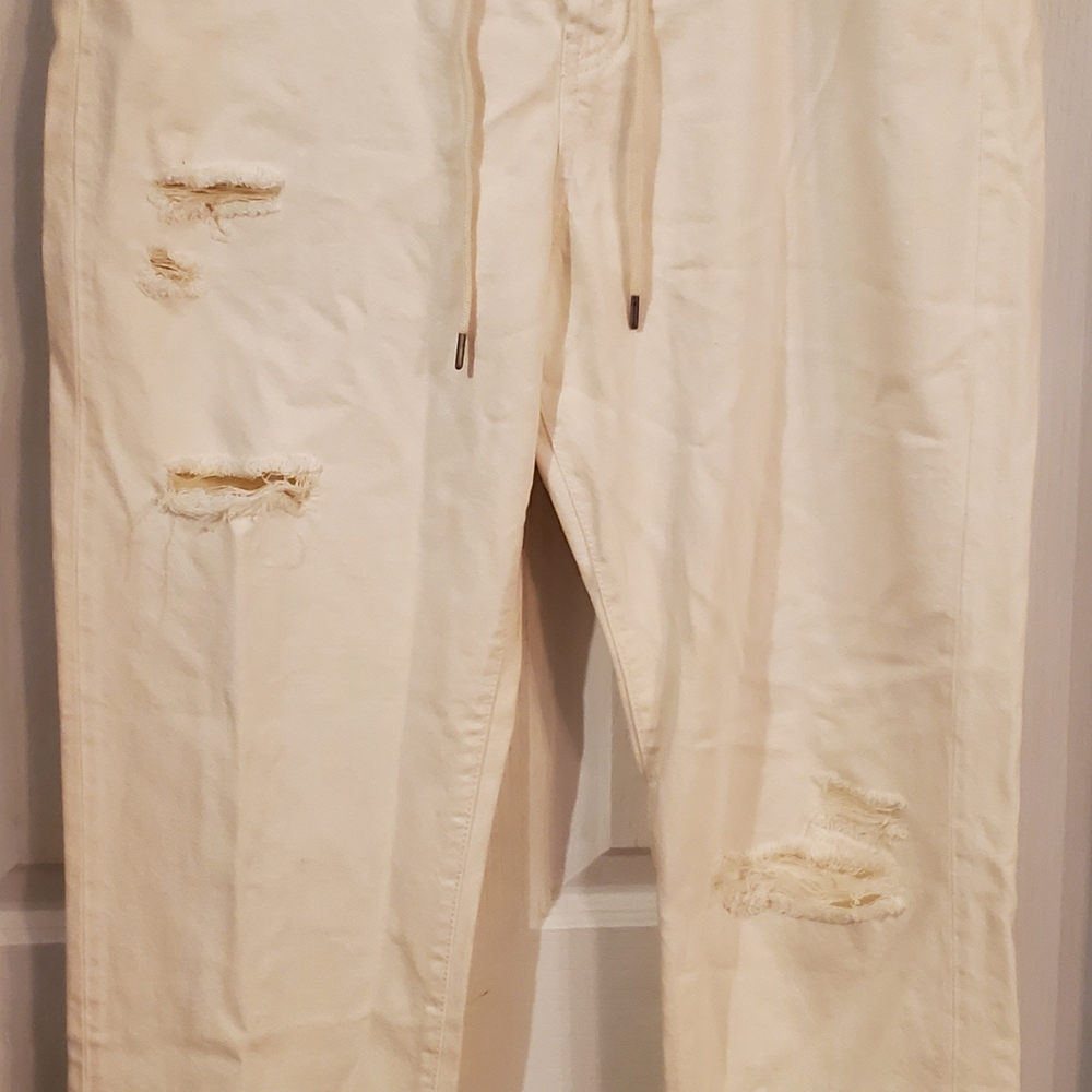 GAP Cream Boyfriend Jeans